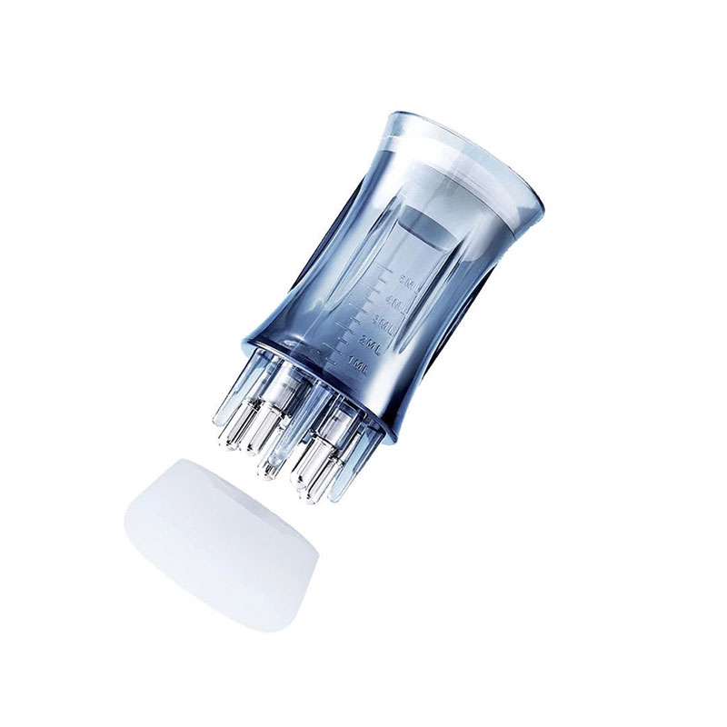 The Scalp Applicator